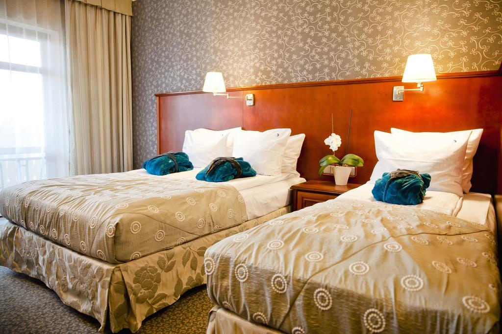 Hotel&Spa Stary Dziwnow Basen Swimming Pool Room photo